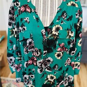 Torrid green floral blouse, new without tags size 2